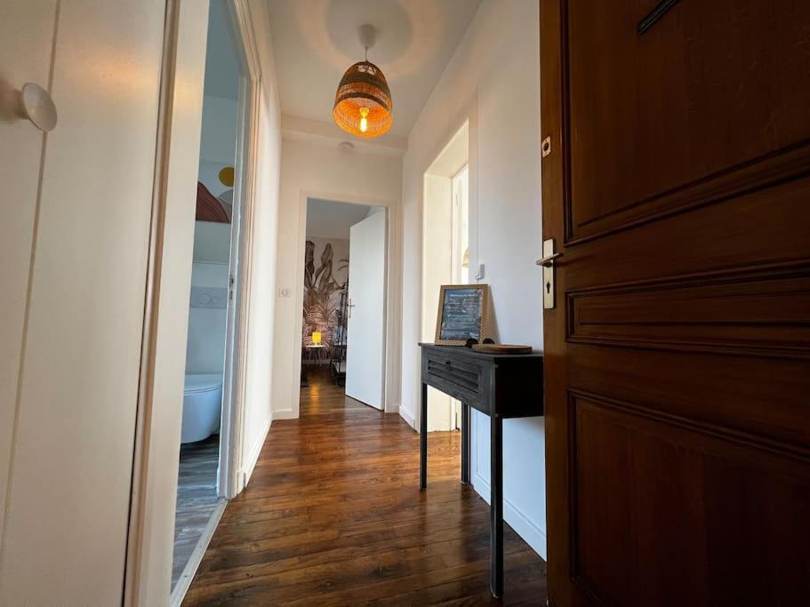 Grand F2 Proche Du Centre Ville. Chalons en Champagne Bagian luar foto
